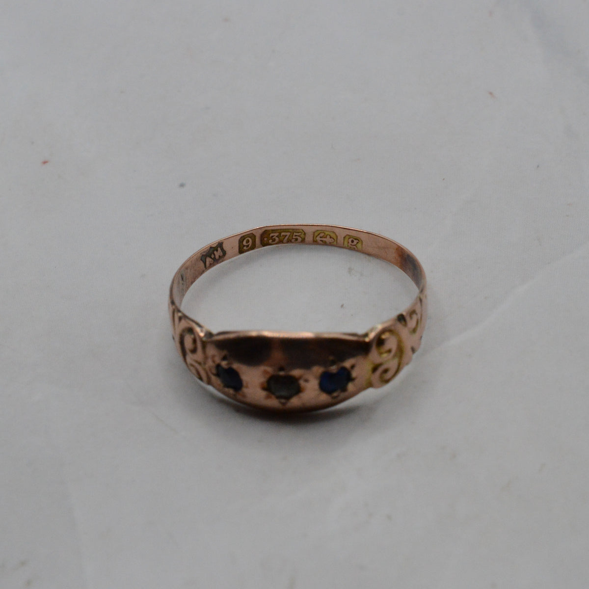 1906 Edwardian Antique 9ct Gold Three-Stone Gypsy Ring