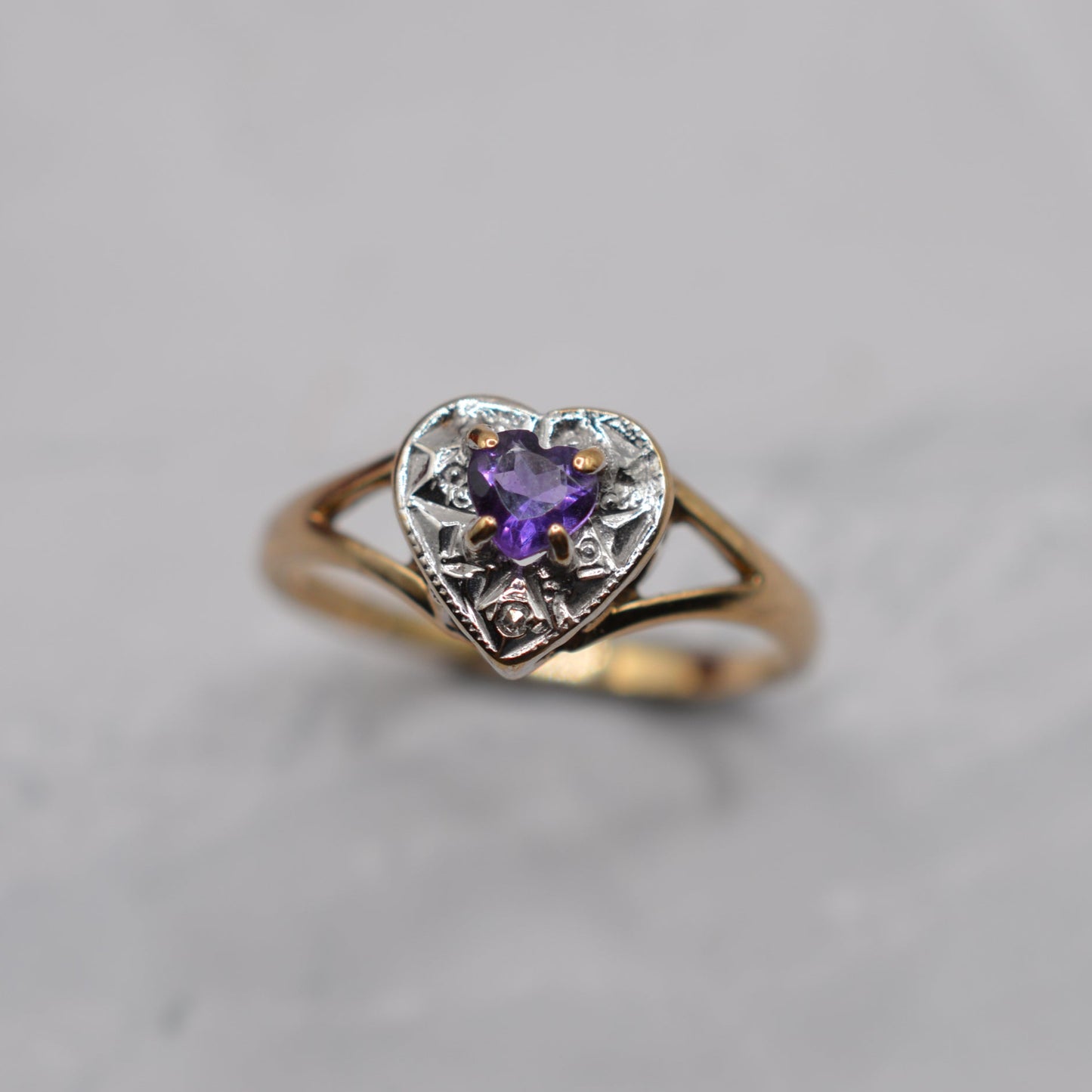 9ct Gold Amethyst & Diamond Heart Ring
