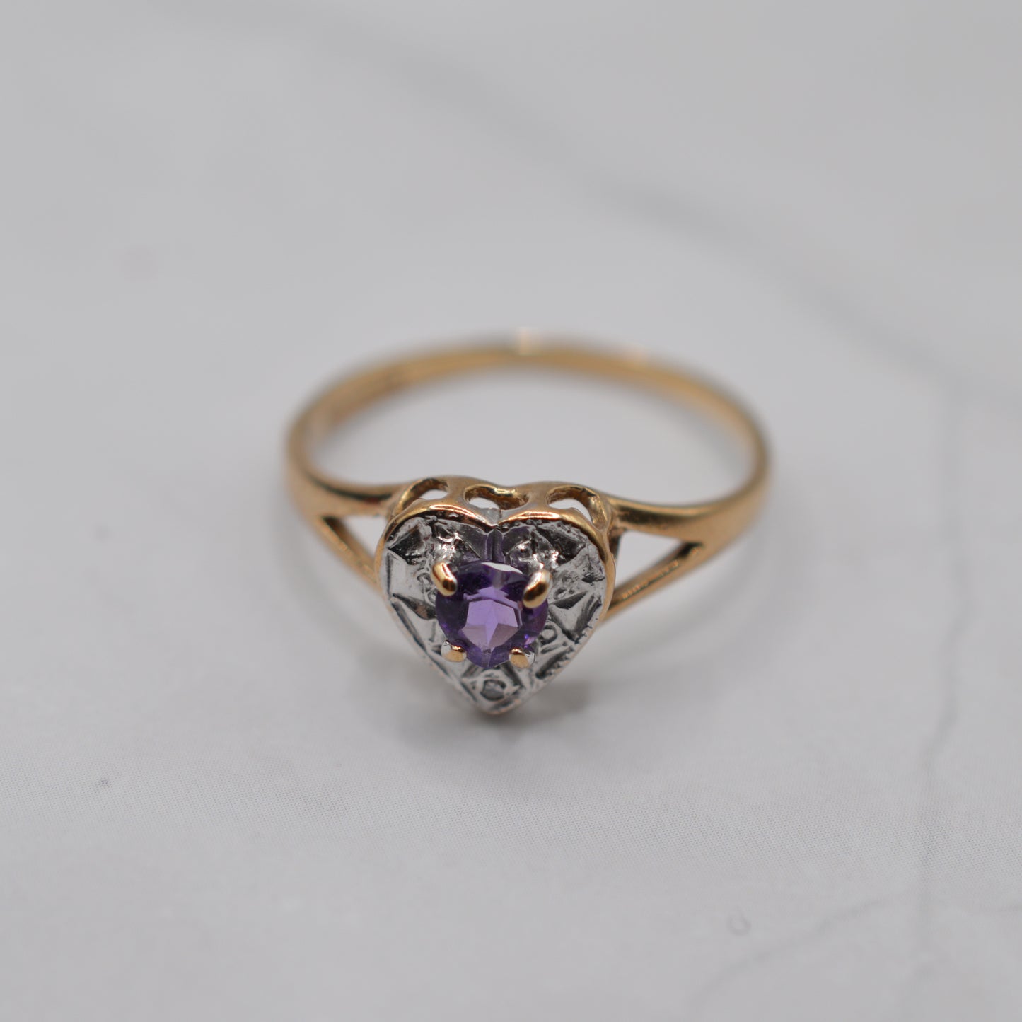 9ct Gold Amethyst & Diamond Heart Ring