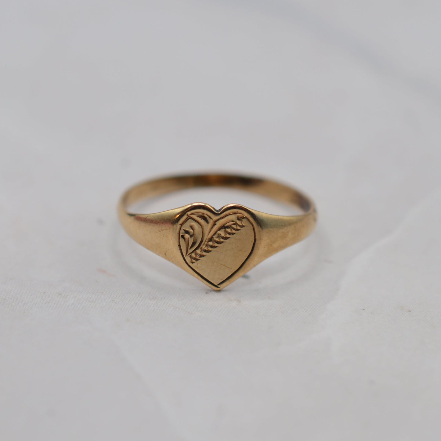 1970s Vintage 9ct Gold Heart Signet Ring