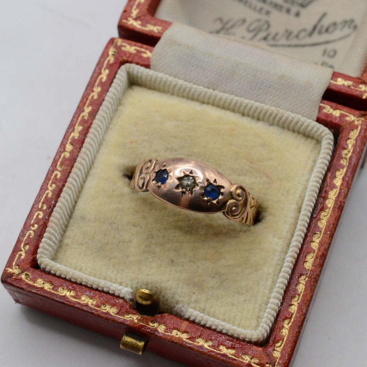 1906 Edwardian Antique 9ct Gold Three-Stone Gypsy Ring