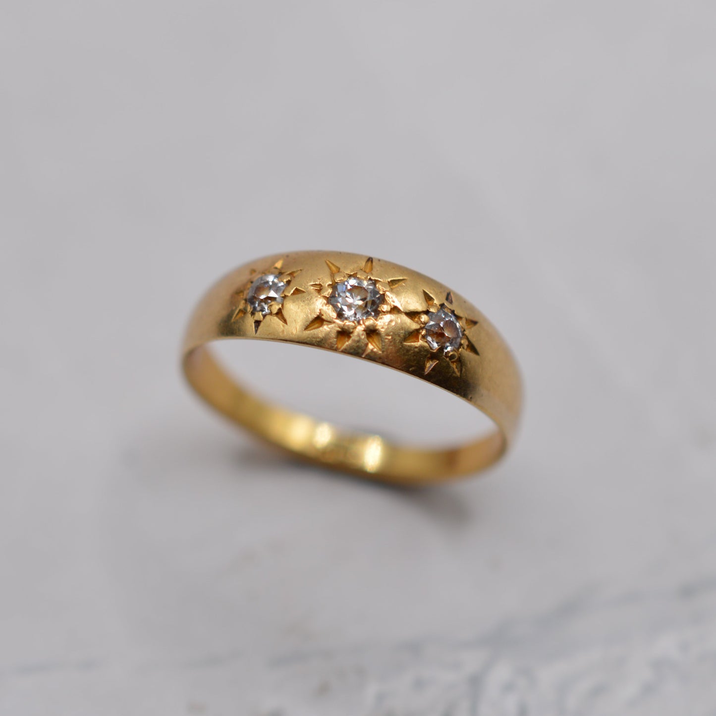 Antique 18ct Gold Diamond Gypsy Trilogy Ring