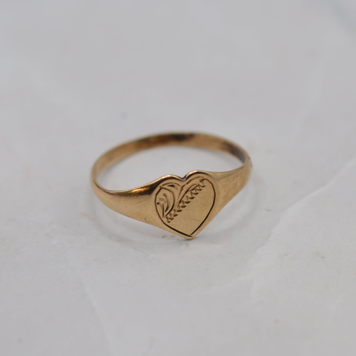 1970s Vintage 9ct Gold Heart Signet Ring