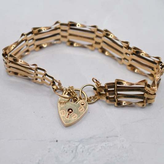 1970s Chunky Vintage Heavy 9ct Gold Four-Link Gate Bracelet with Heart Padlock (7”)