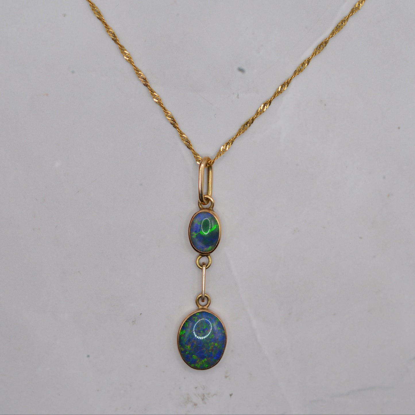 1980s 9ct Gold Opal Triplet Drop Necklace (18”)