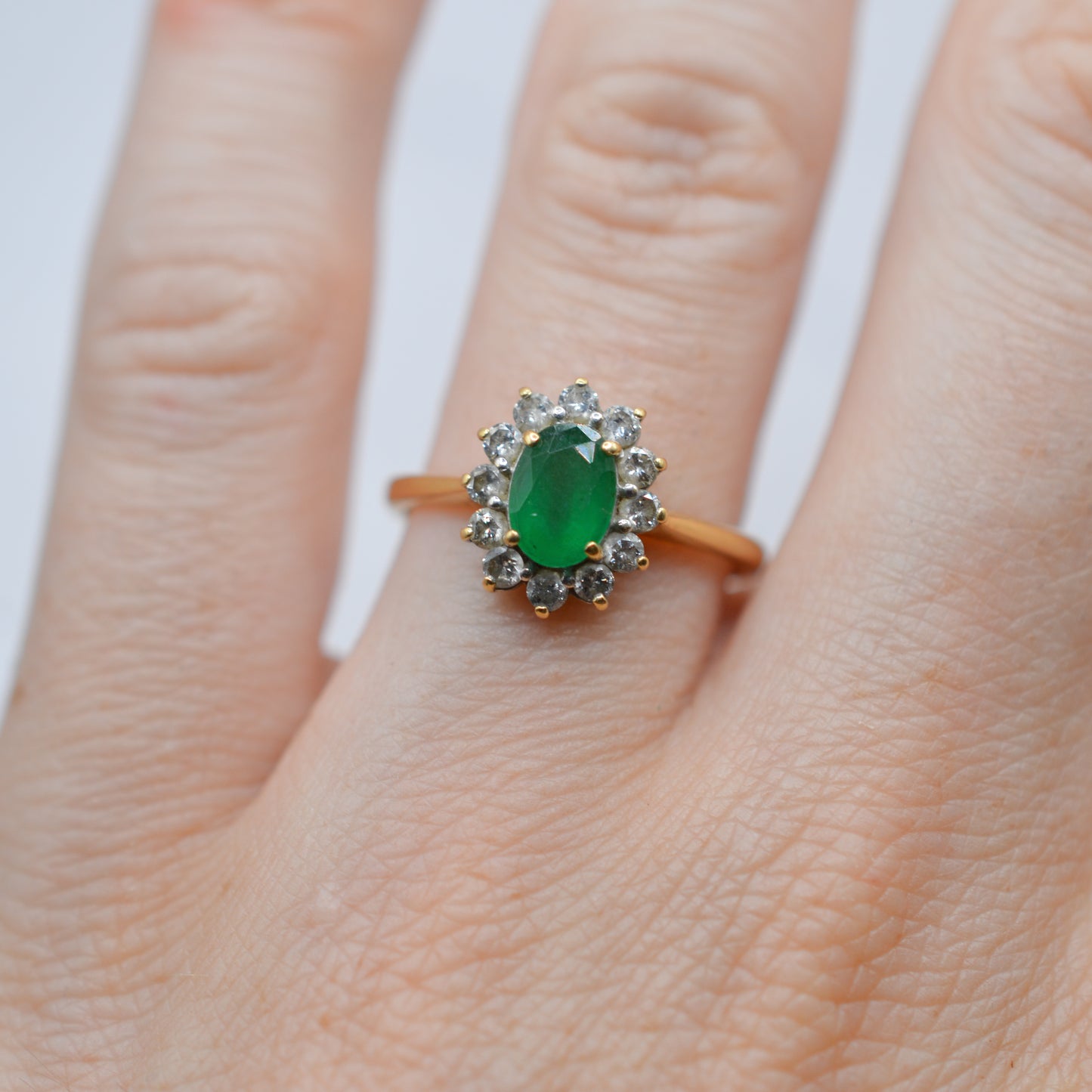 18ct Gold Emerald & Diamond Cluster Ring