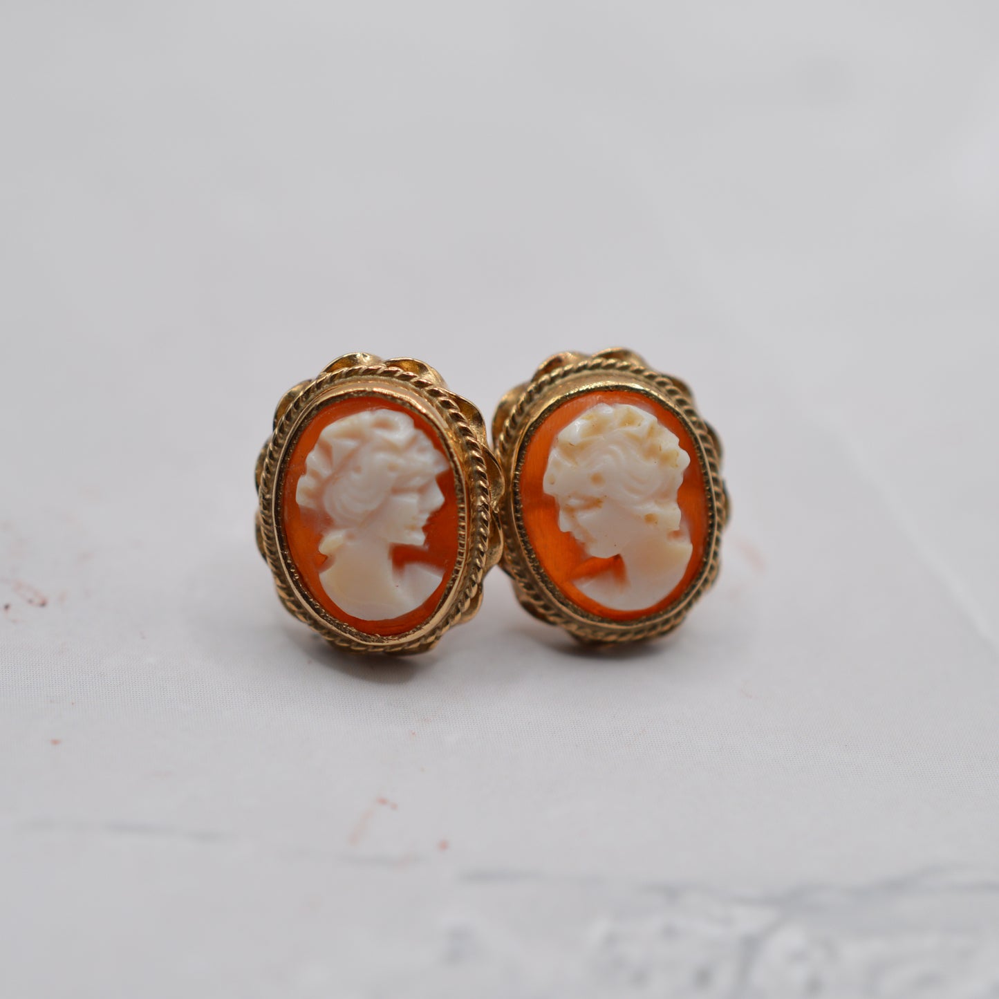 1980s Vintage 9ct Gold Cameo Stud Earrings
