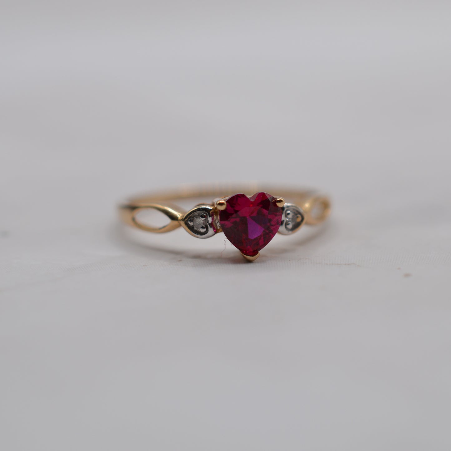 9ct Gold Ruby & Diamond Heart Ring