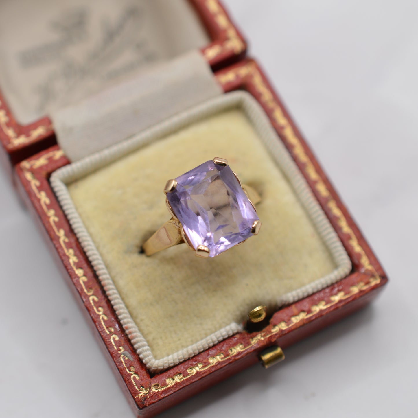 1960s Vintage 9ct Gold Amethyst Solitaire Ring