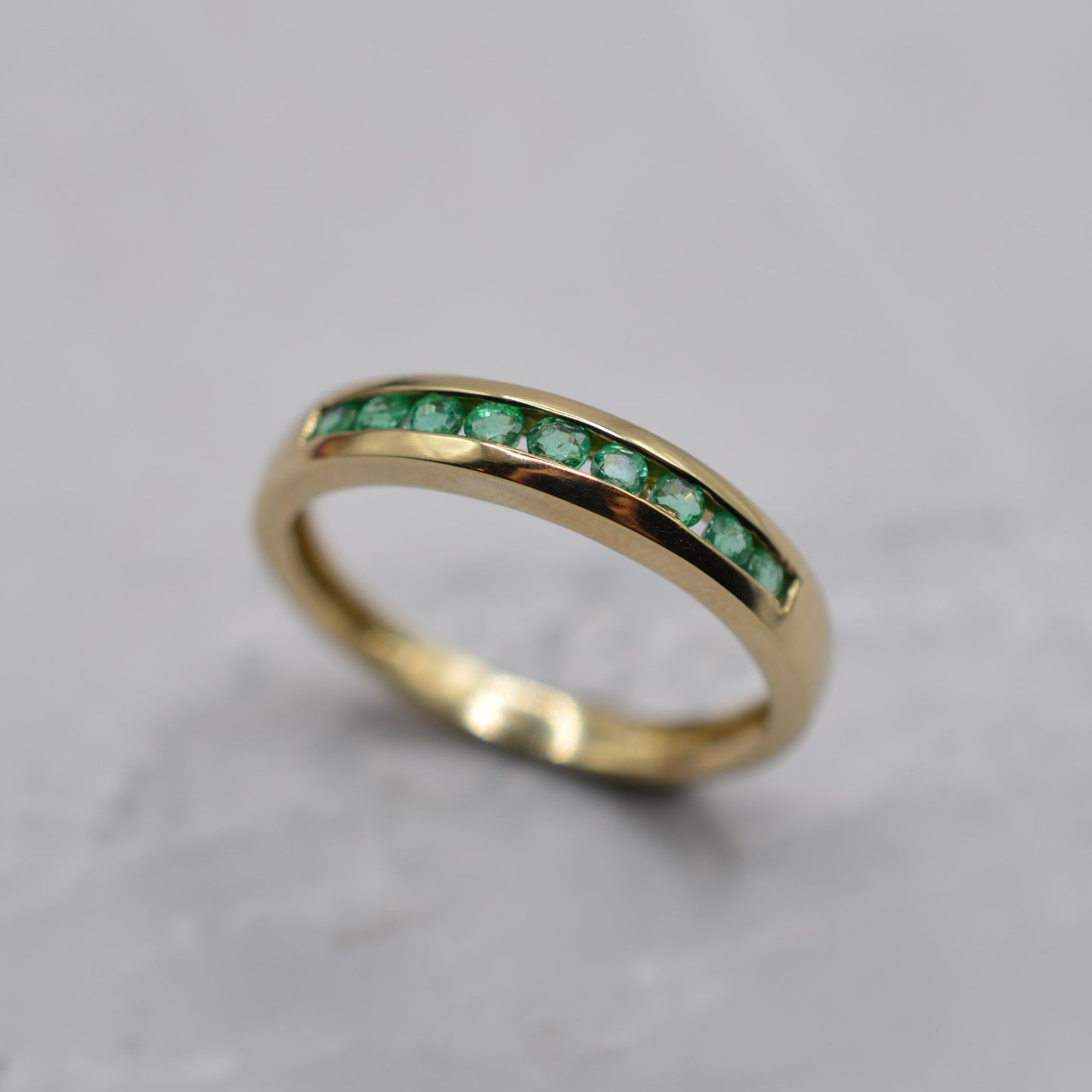 Y2K 9ct Gold Emerald Half-Eternity Ring
