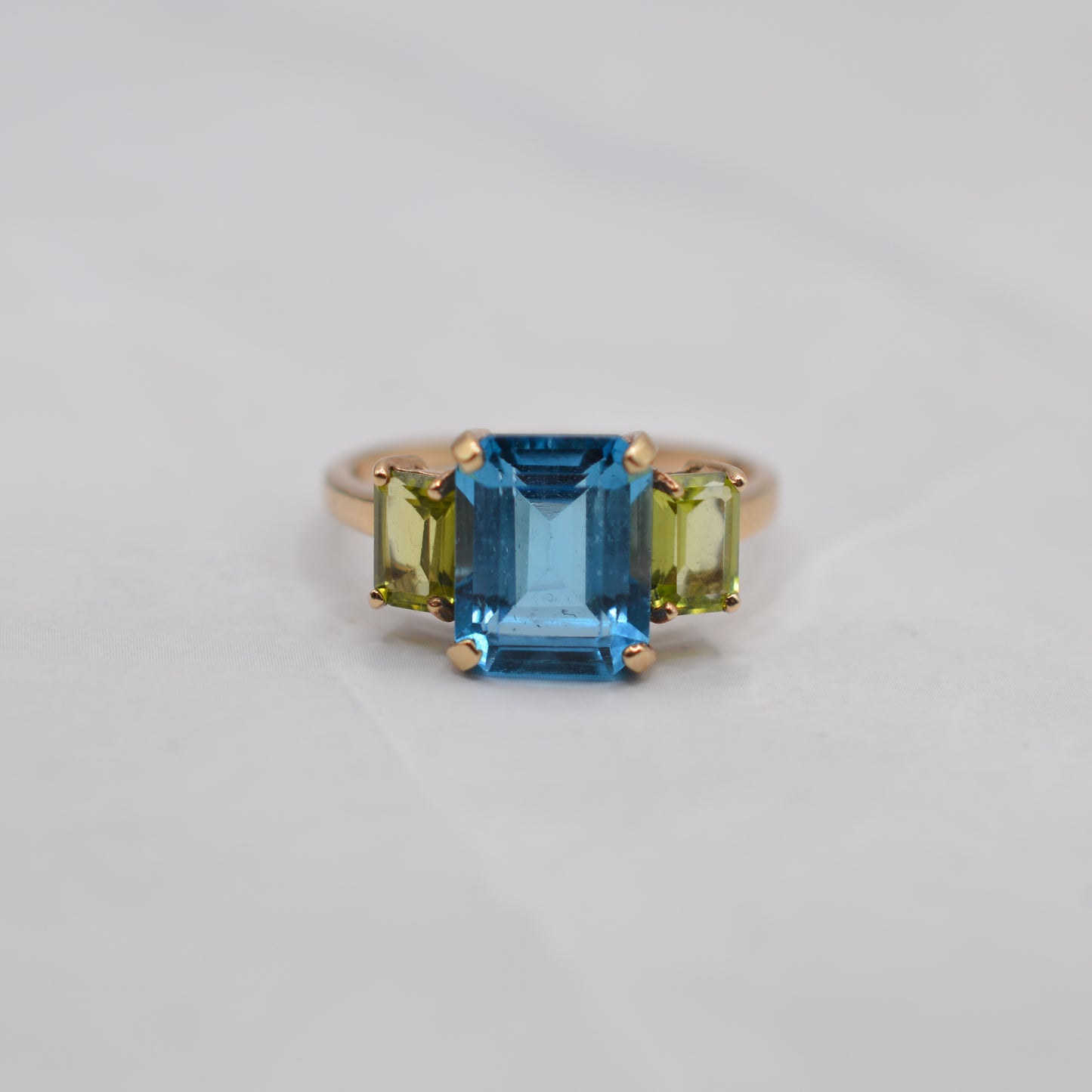 9ct Gold Topaz & Peridot Trilogy Ring