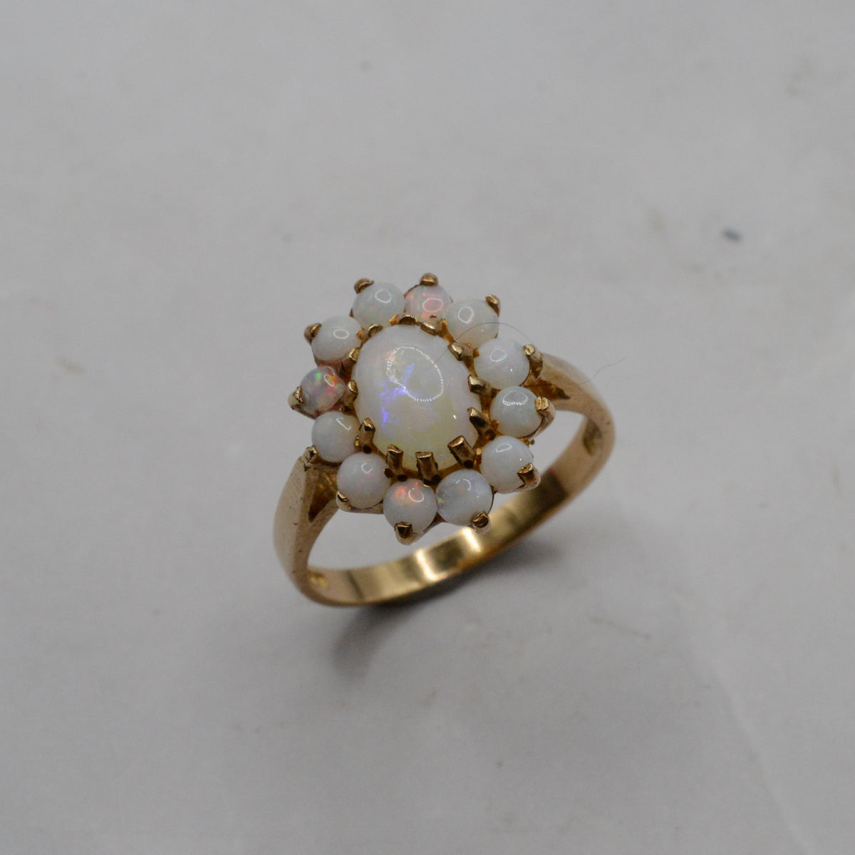 1970s Vintage 9ct Gold Opal Cluster Ring