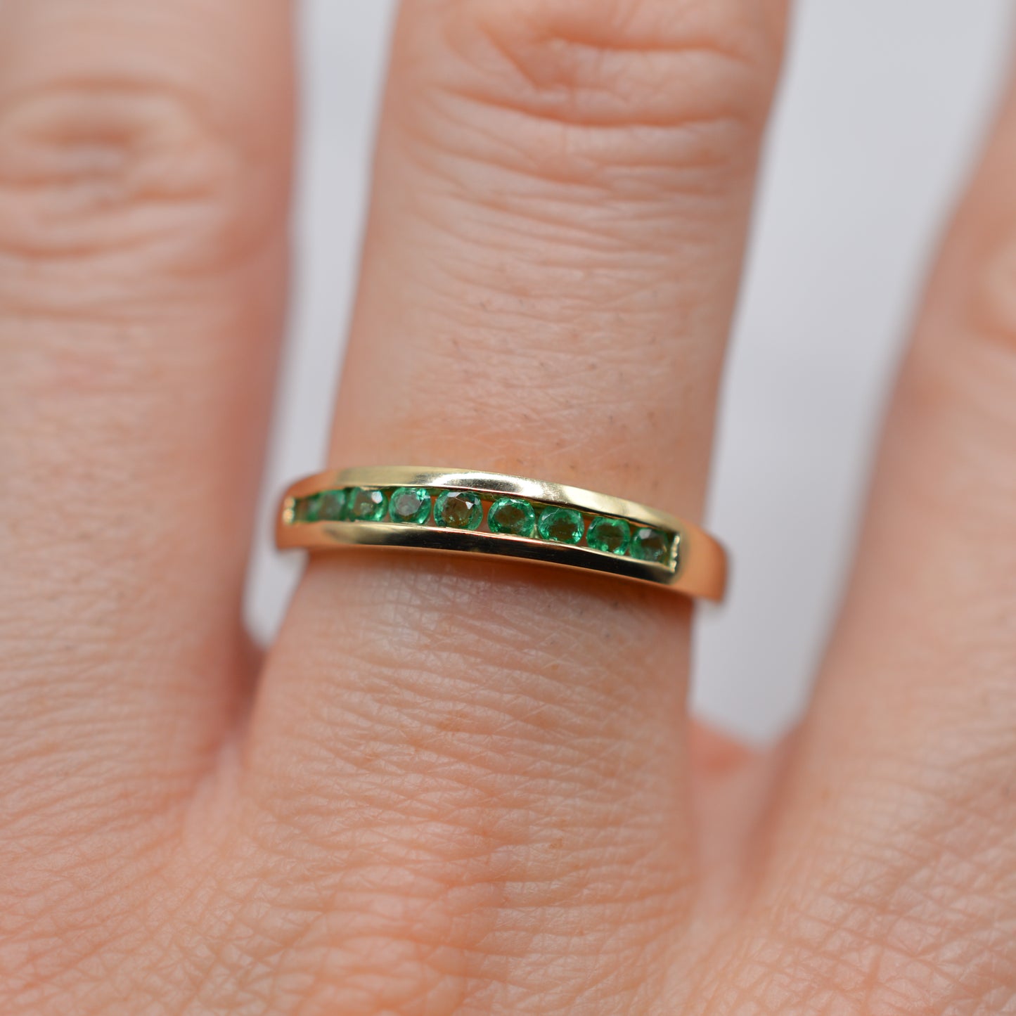 Y2K 9ct Gold Emerald Half-Eternity Ring