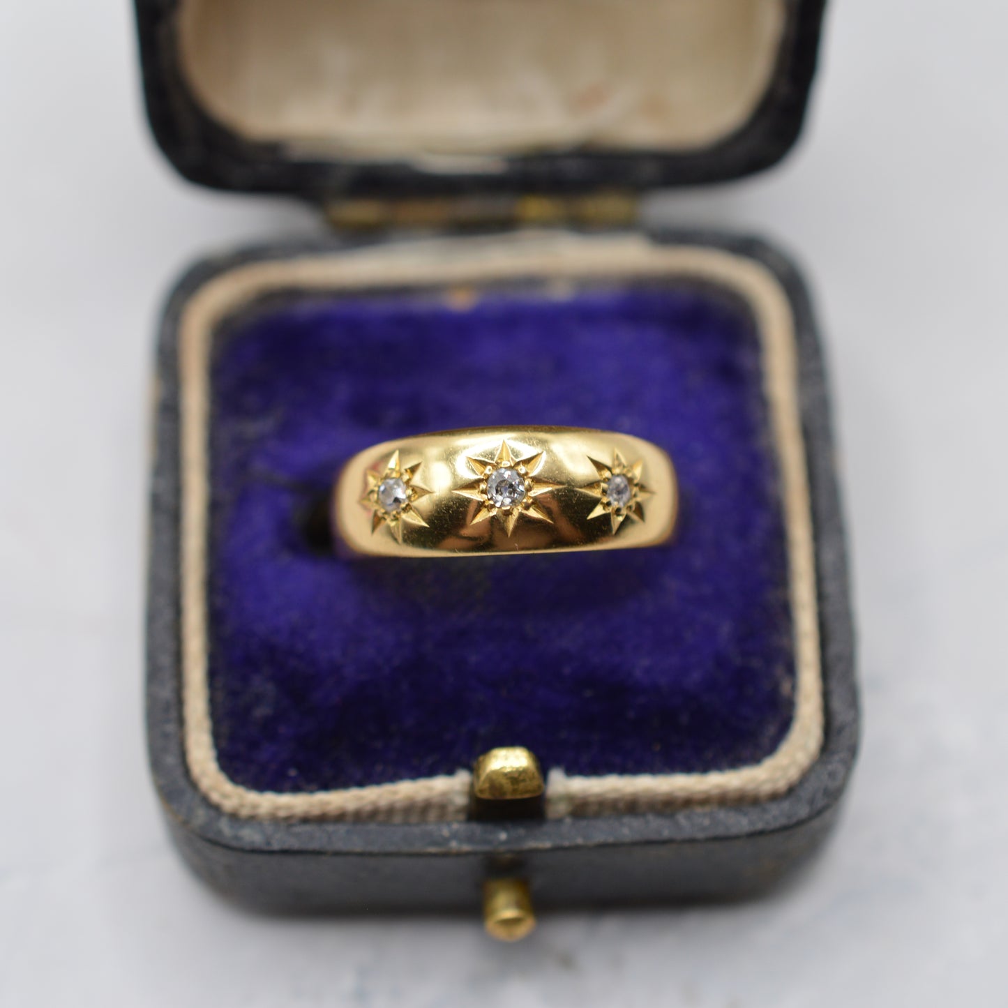 Antique Victorian 18ct Gold Diamond Gypsy Trilogy Ring
