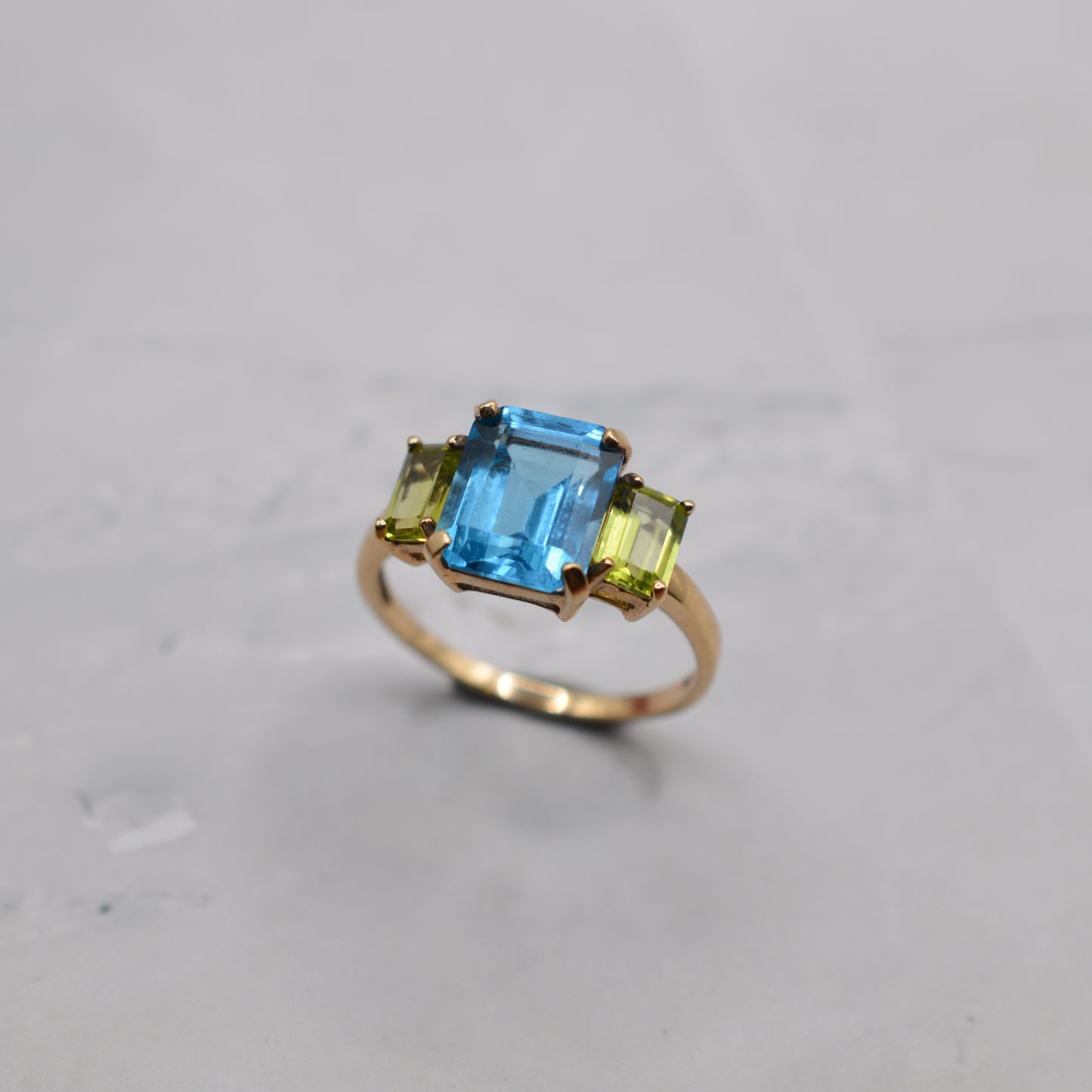 9ct Gold Topaz & Peridot Trilogy Ring