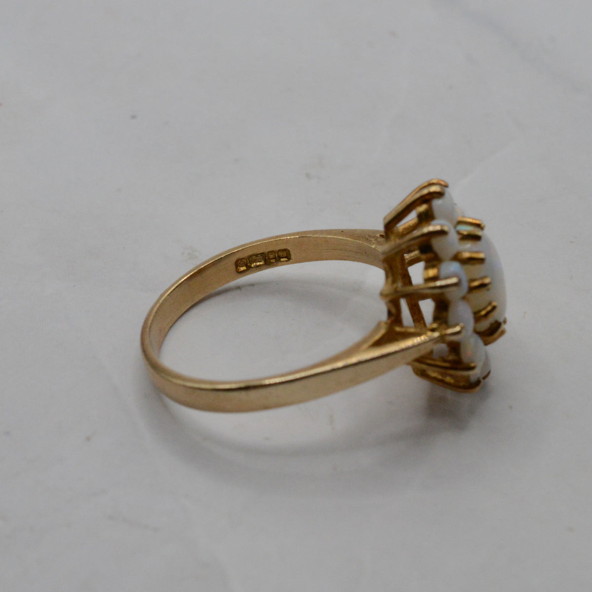 1970s Vintage 9ct Gold Opal Cluster Ring