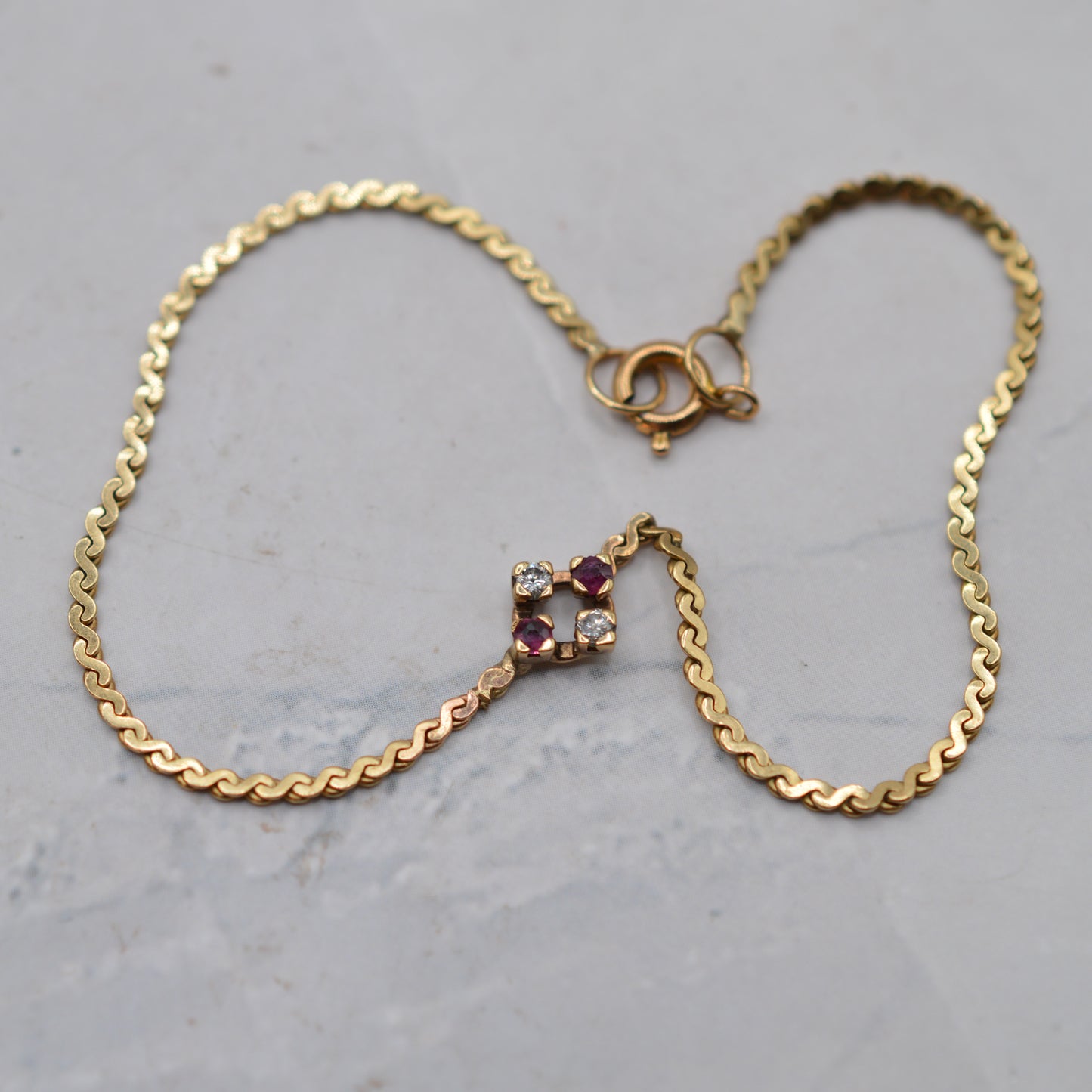 Vintage 9ct Gold Ruby & Diamond Bracelet (7 1/4”)