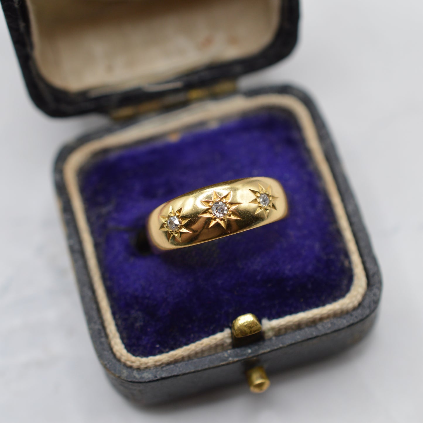 Antique Victorian 18ct Gold Diamond Gypsy Trilogy Ring
