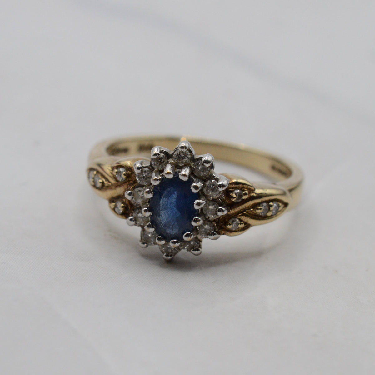 9ct Gold Sapphire & Diamond Cluster Ring