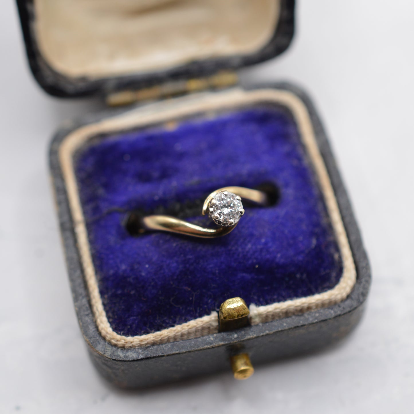 9ct Gold Diamond Bypass Ring