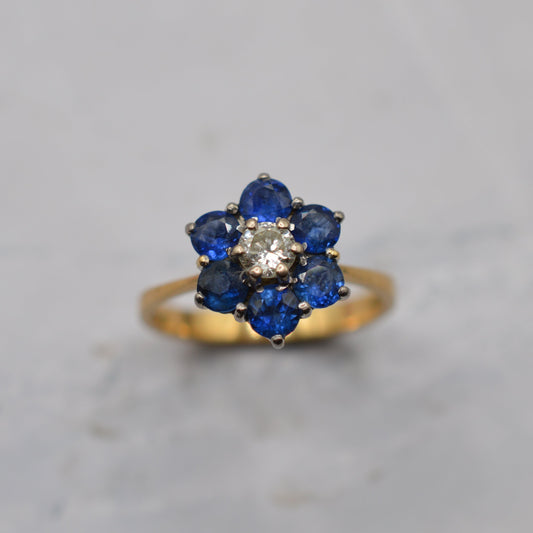 1970s Vintage 18ct Gold Sapphire & Diamond Floral Cluster Ring