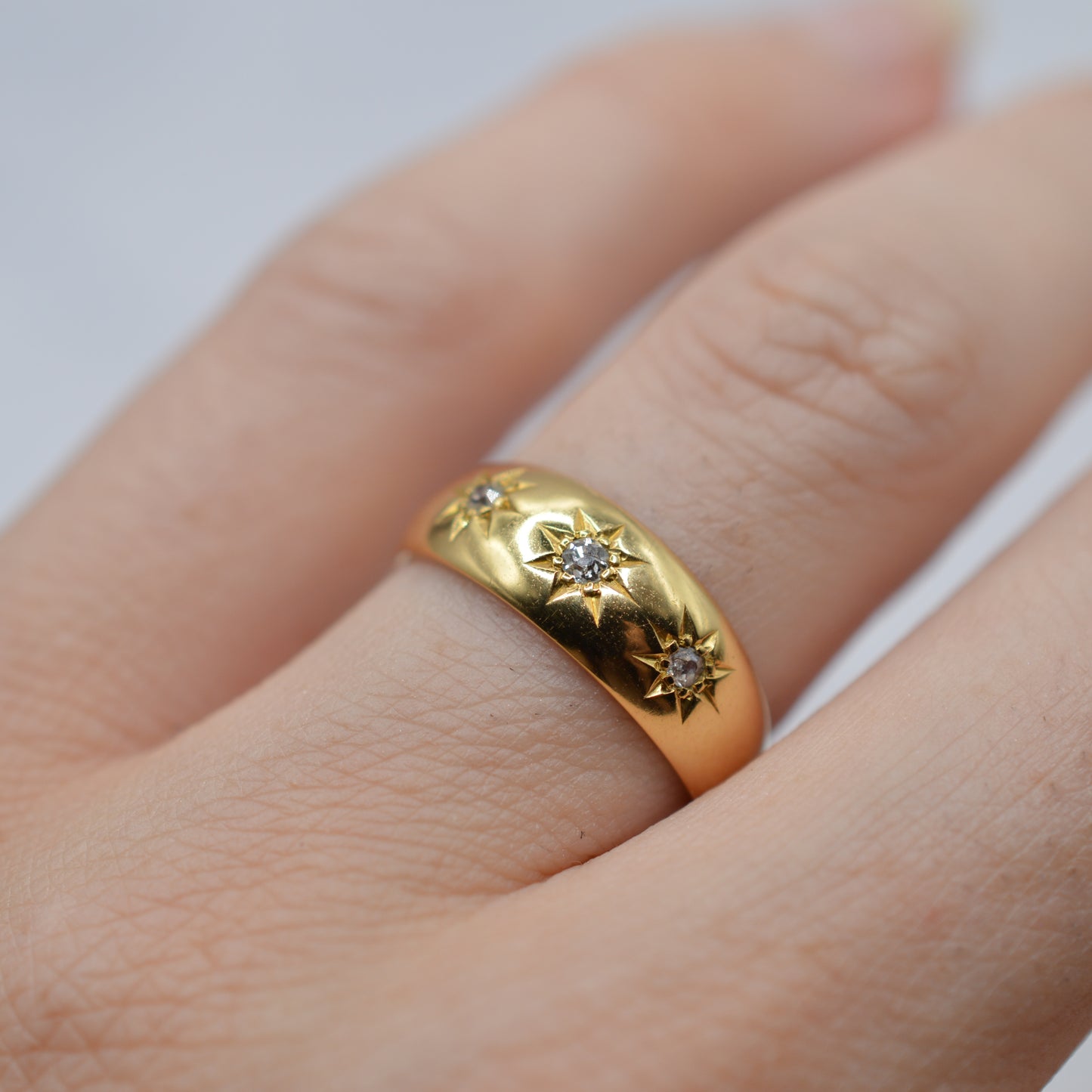 Antique Victorian 18ct Gold Diamond Gypsy Trilogy Ring