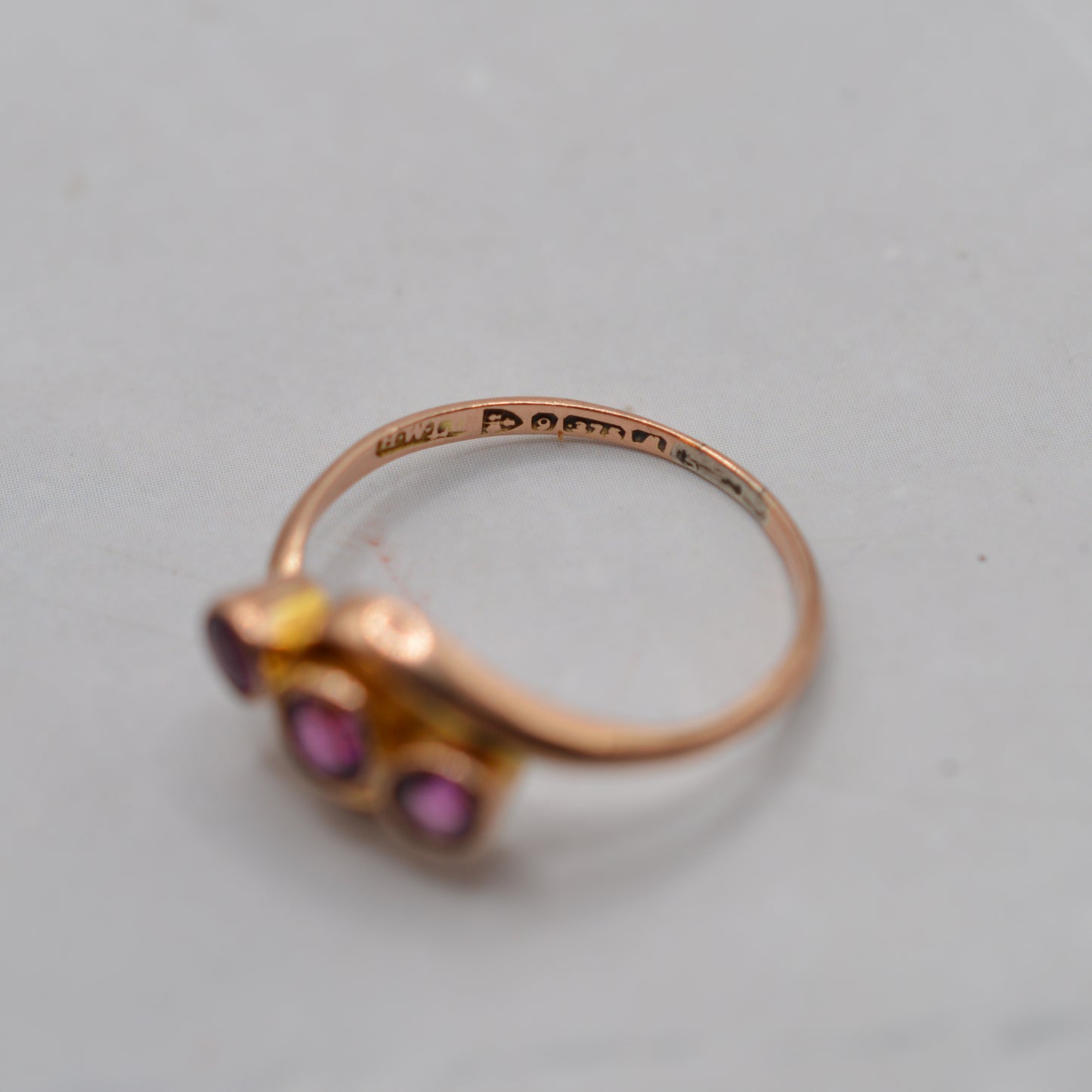 Antique 9ct Gold Garnet Trilogy Ring