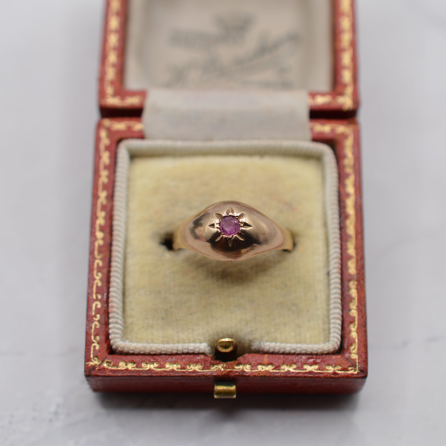 1970s Vintage 9ct Gold Ruby Starburst Dome Ring