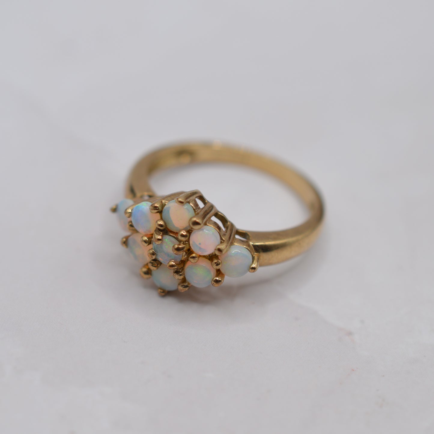 Y2K Vintage 9ct Gold Opal Cluster Ring