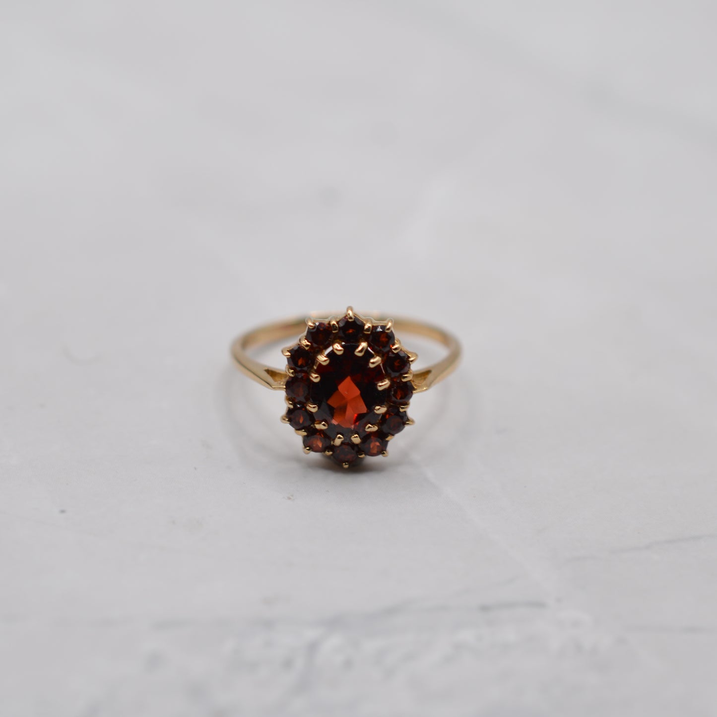 9ct Gold Garnet Cluster Ring
