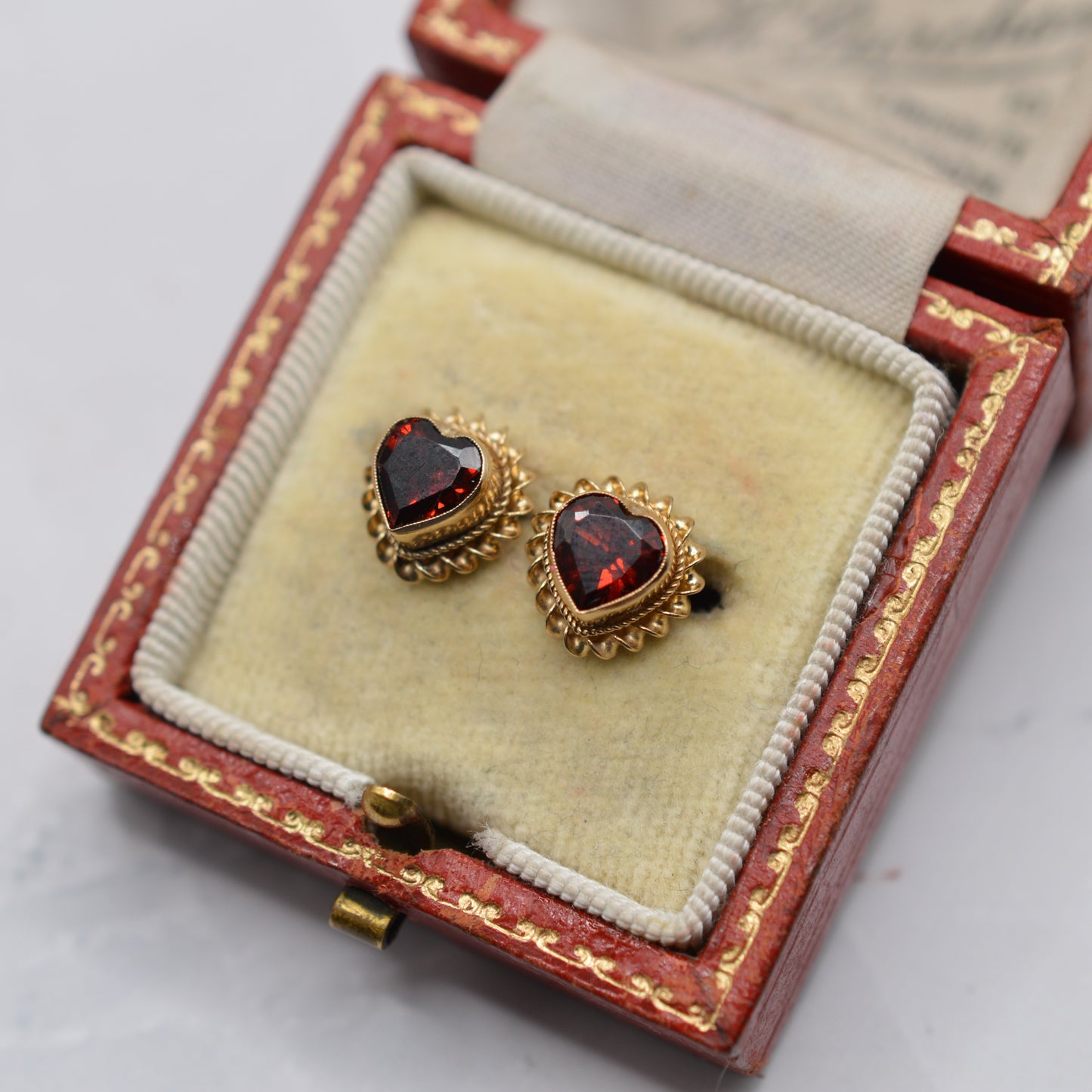1990s 9ct Gold Garnet Heart Stud Earrings