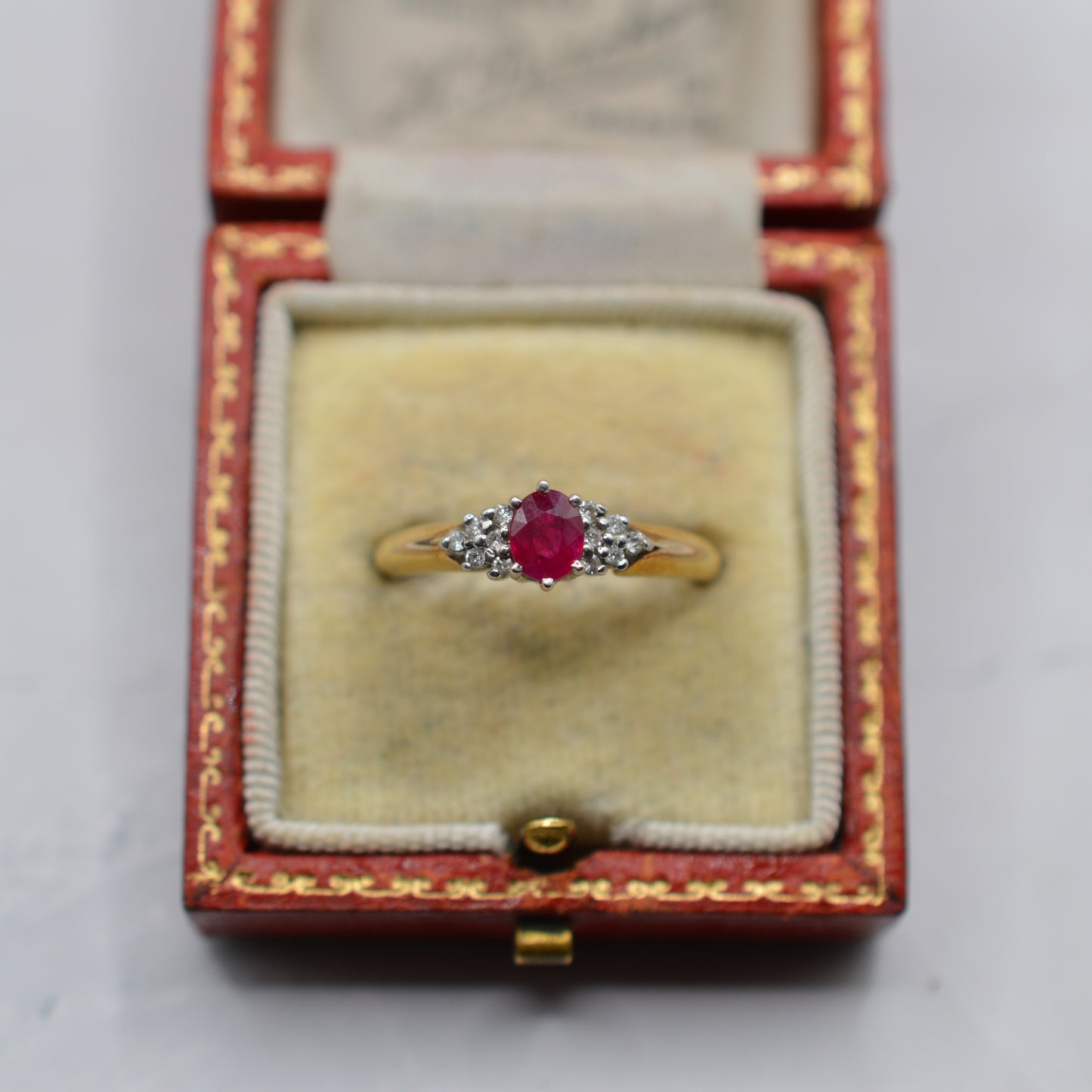 Y2K 9ct Gold Ruby & Diamond Cluster Ring