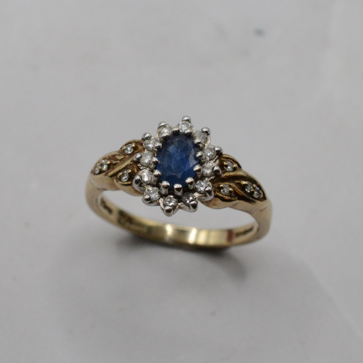 9ct Gold Sapphire & Diamond Cluster Ring
