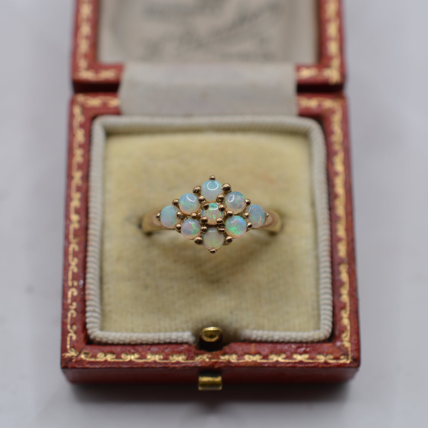 Y2K Vintage 9ct Gold Opal Cluster Ring