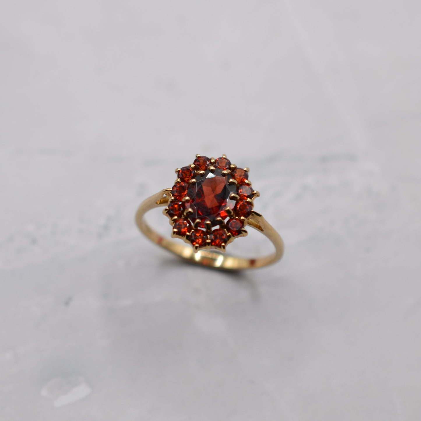 9ct Gold Garnet Cluster Ring