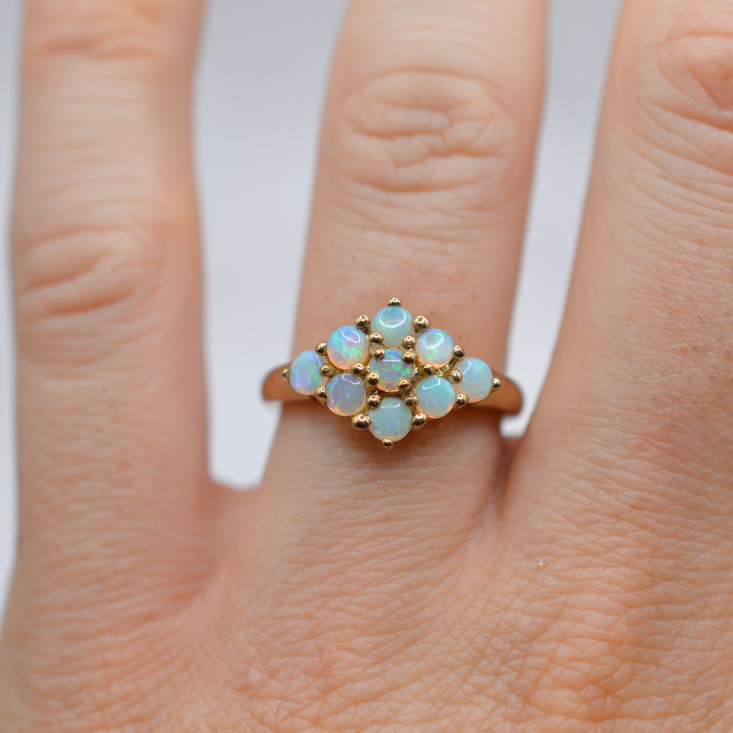Y2K Vintage 9ct Gold Opal Cluster Ring