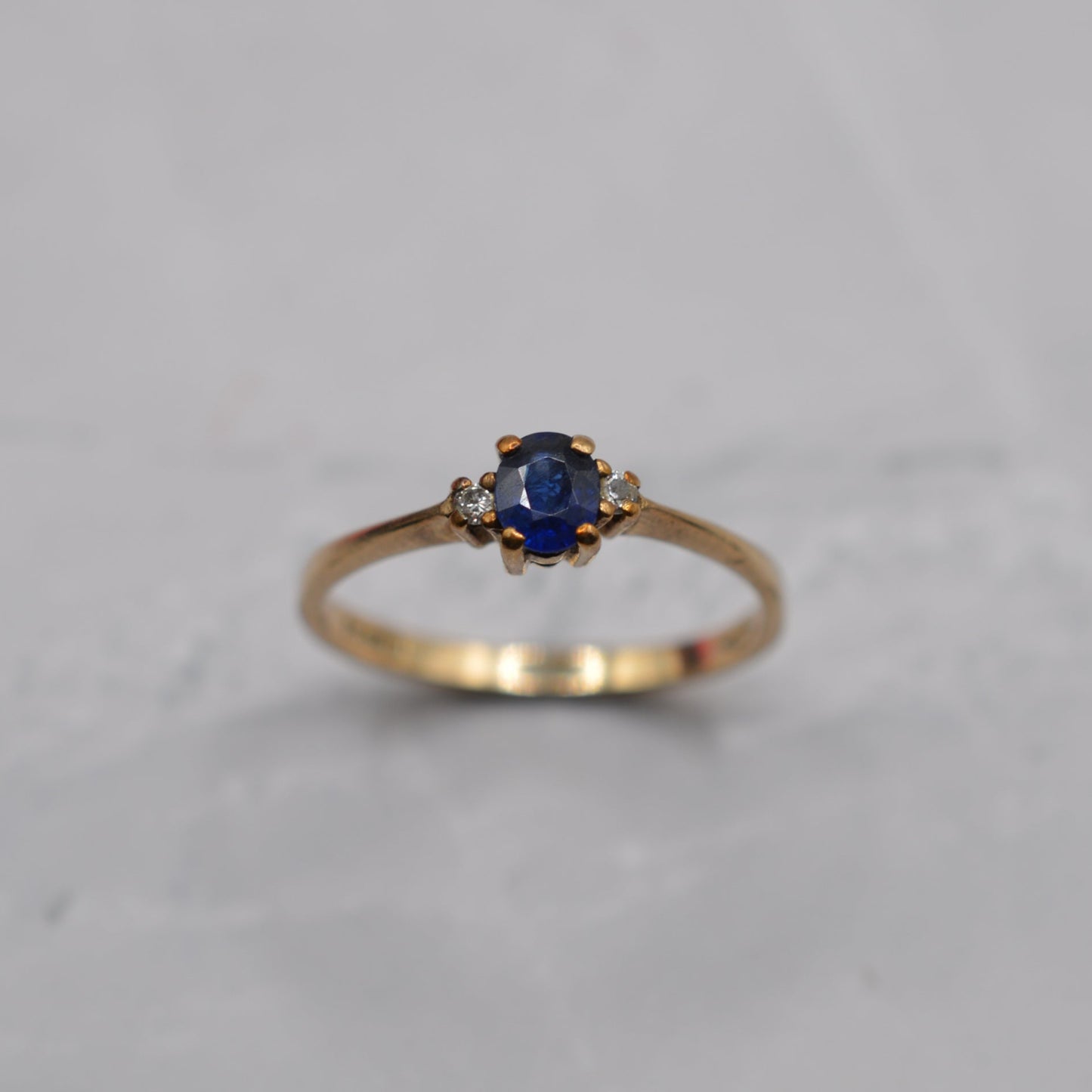 1990s 9ct Gold Sapphire & Diamond Trilogy Ring