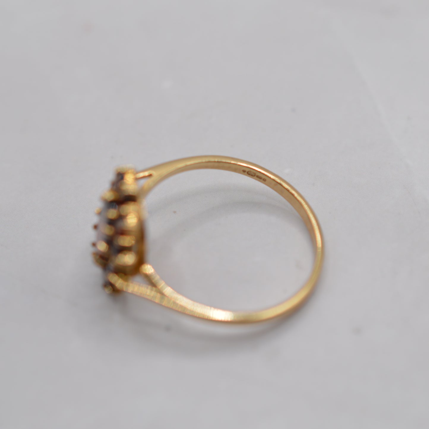 9ct Gold Garnet Cluster Ring