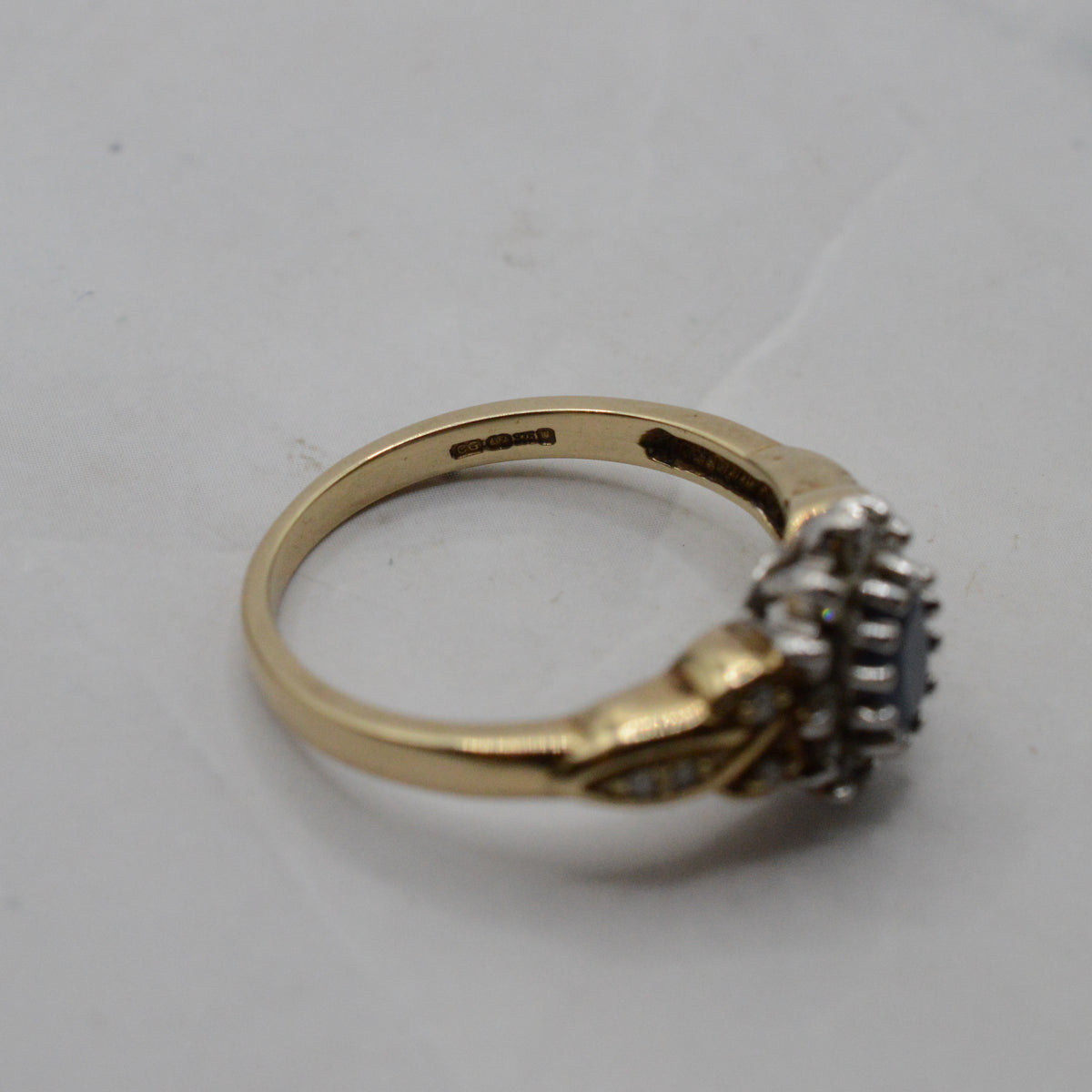 9ct Gold Sapphire & Diamond Cluster Ring