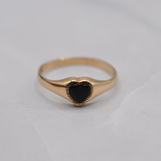 1980s 9ct Gold Onyx Heart Signet Ring