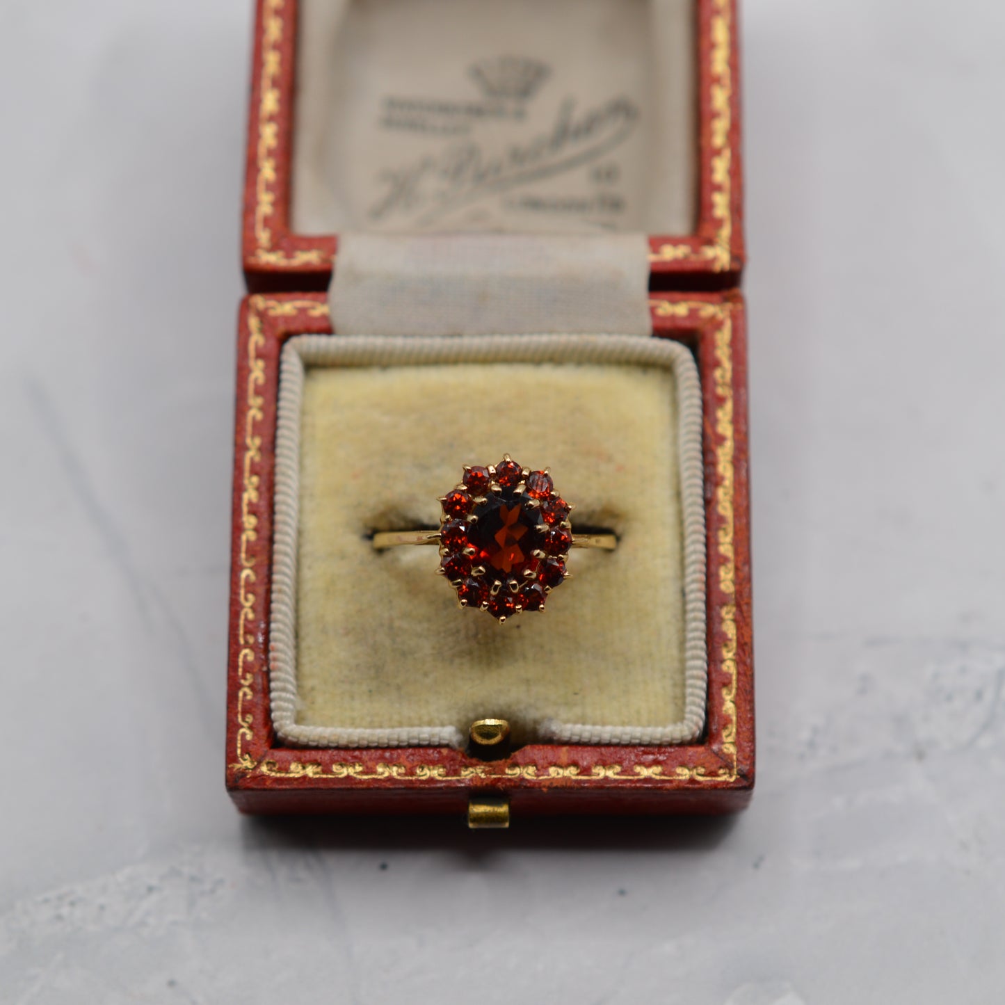 9ct Gold Garnet Cluster Ring