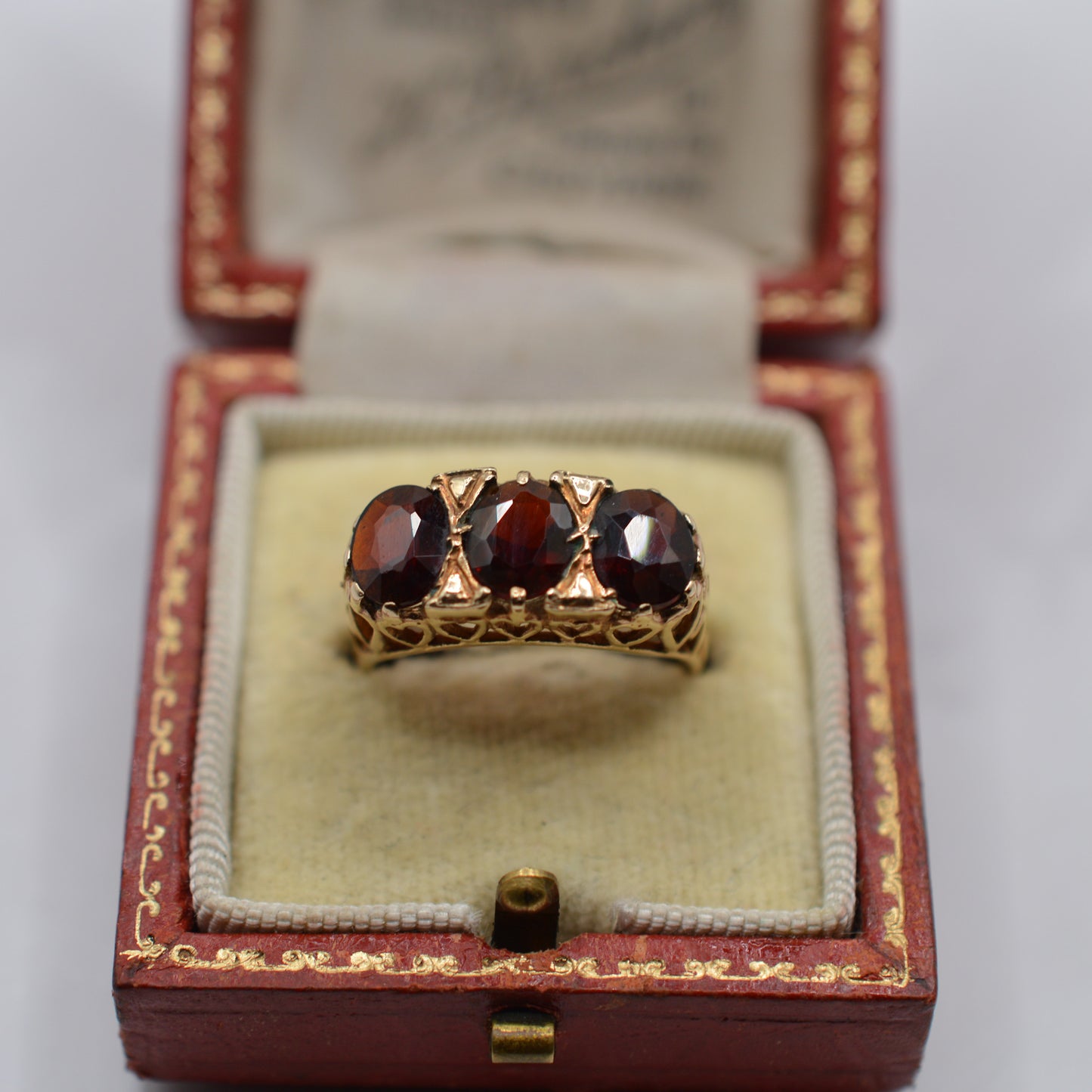 1970s Chunky Vintage 9ct Gold Garnet Trilogy Ring with Heart-Pierced Gallery