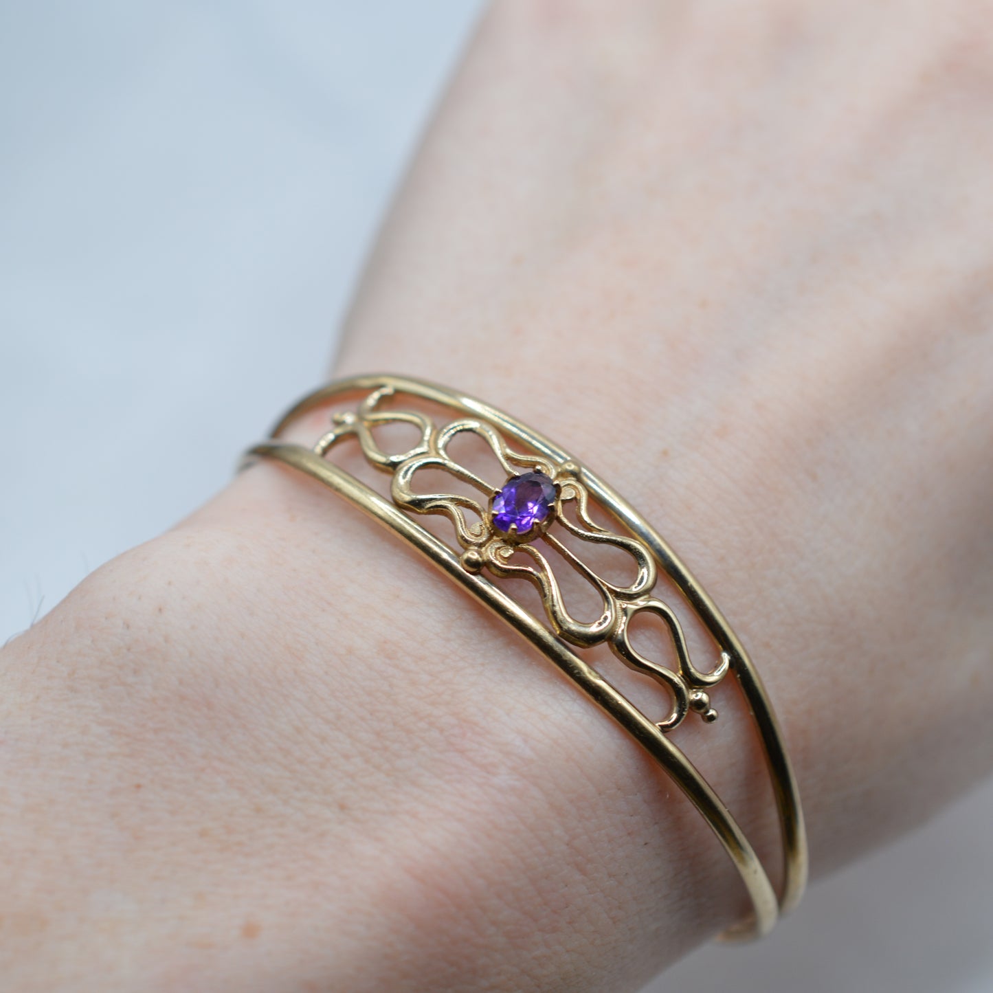 9ct Gold Amethyst Openwork Bangle Bracelet