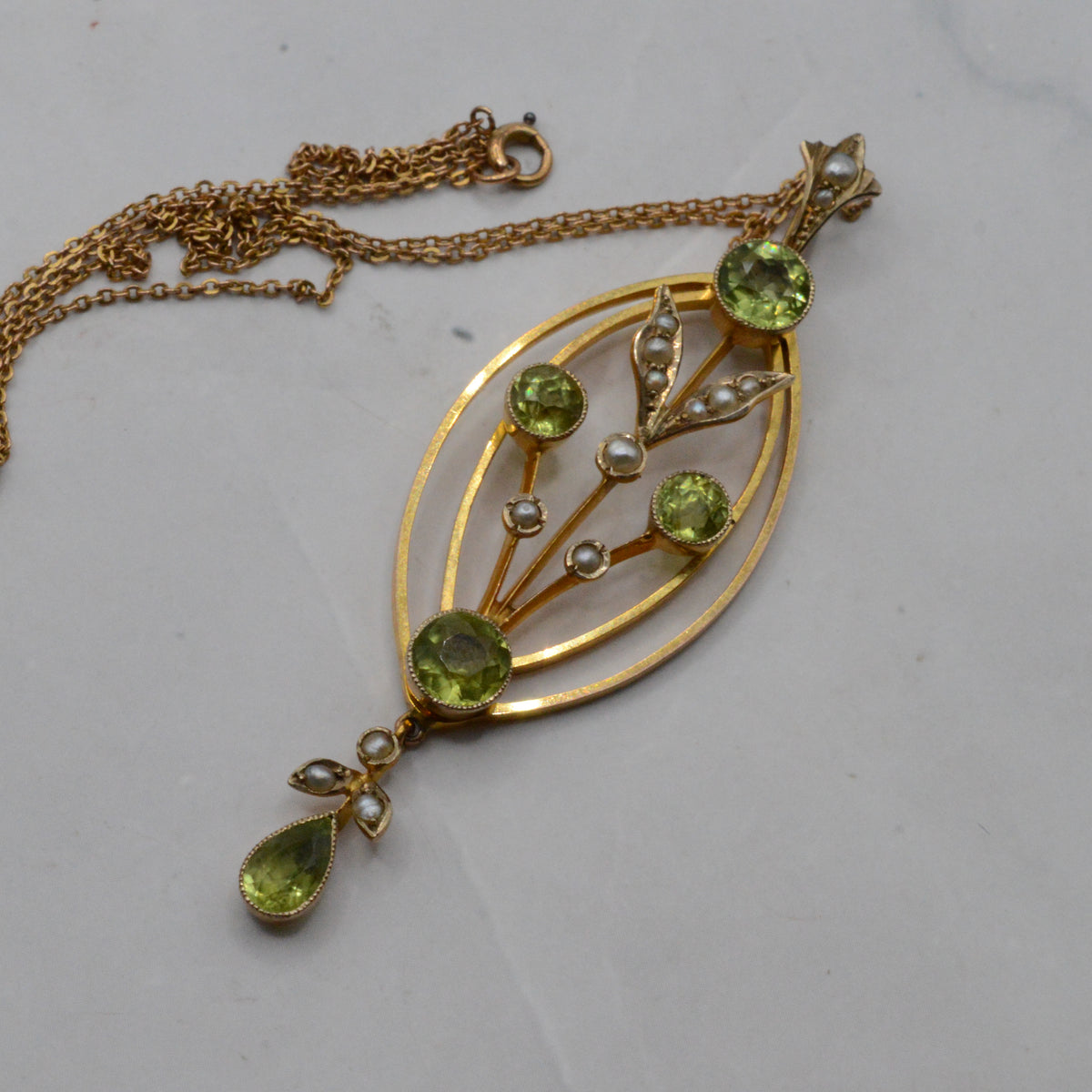 Large Antique Edwardian 9ct Gold Peridot & Pearl Pendant Necklace (16")