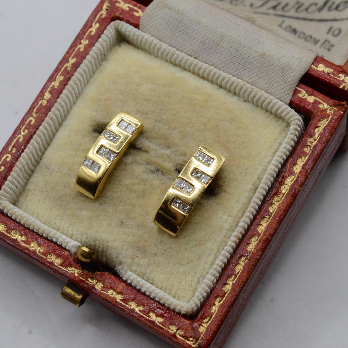 18ct Gold Diamond Curved Bar Stud Earrings
