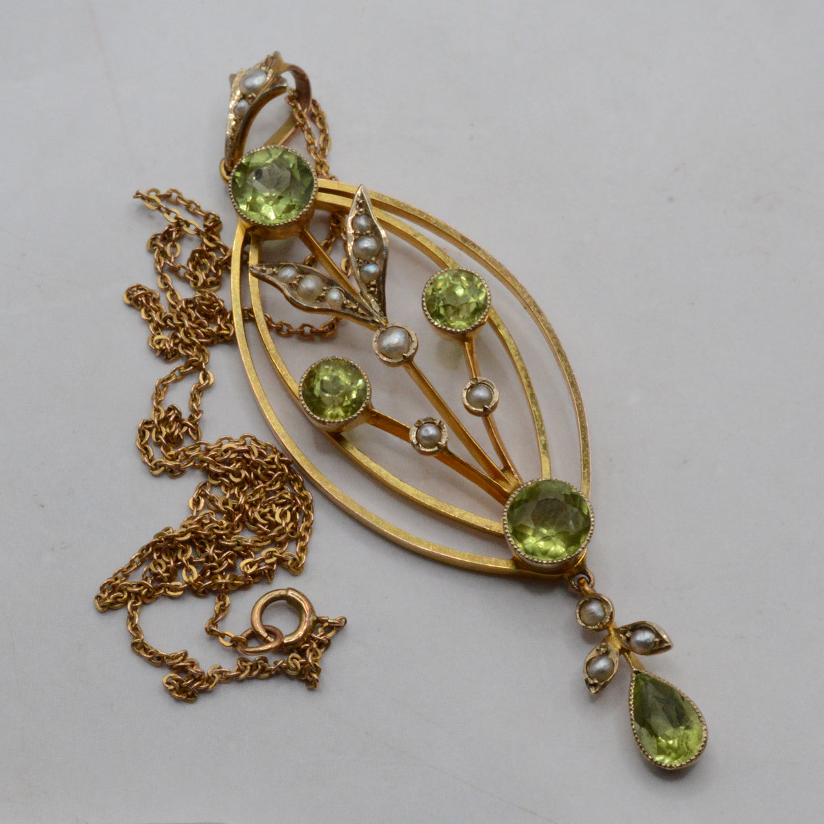 Large Antique Edwardian 9ct Gold Peridot & Pearl Pendant Necklace (16")