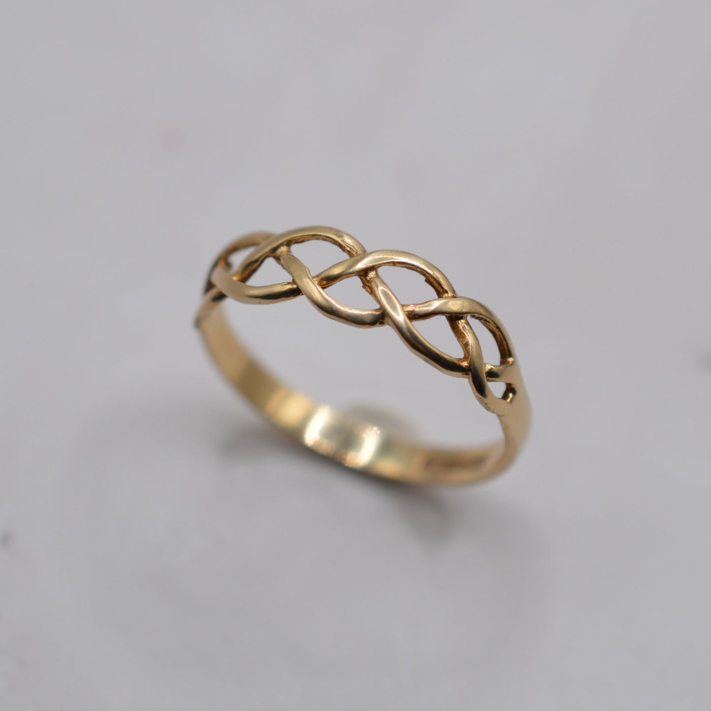 1980s Vintage 9ct Gold Celtic Braid Ring