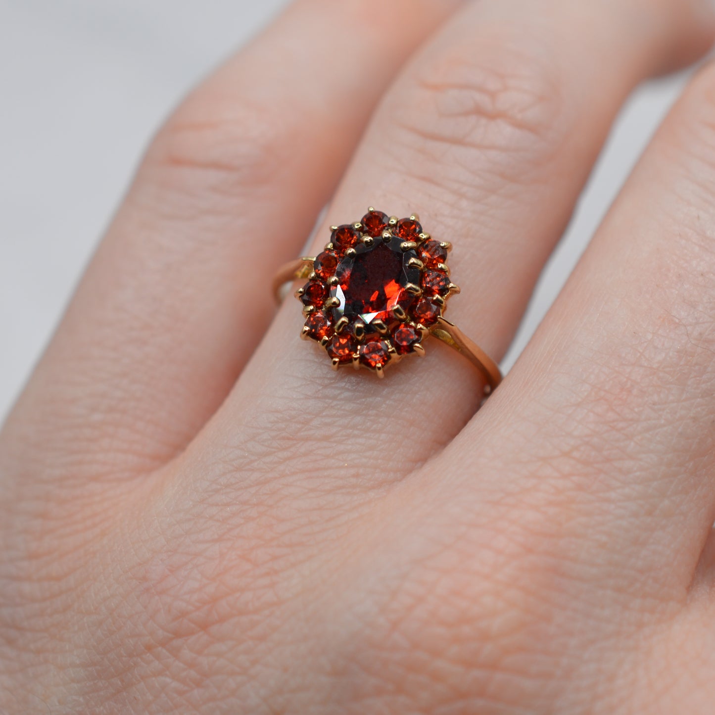 9ct Gold Garnet Cluster Ring