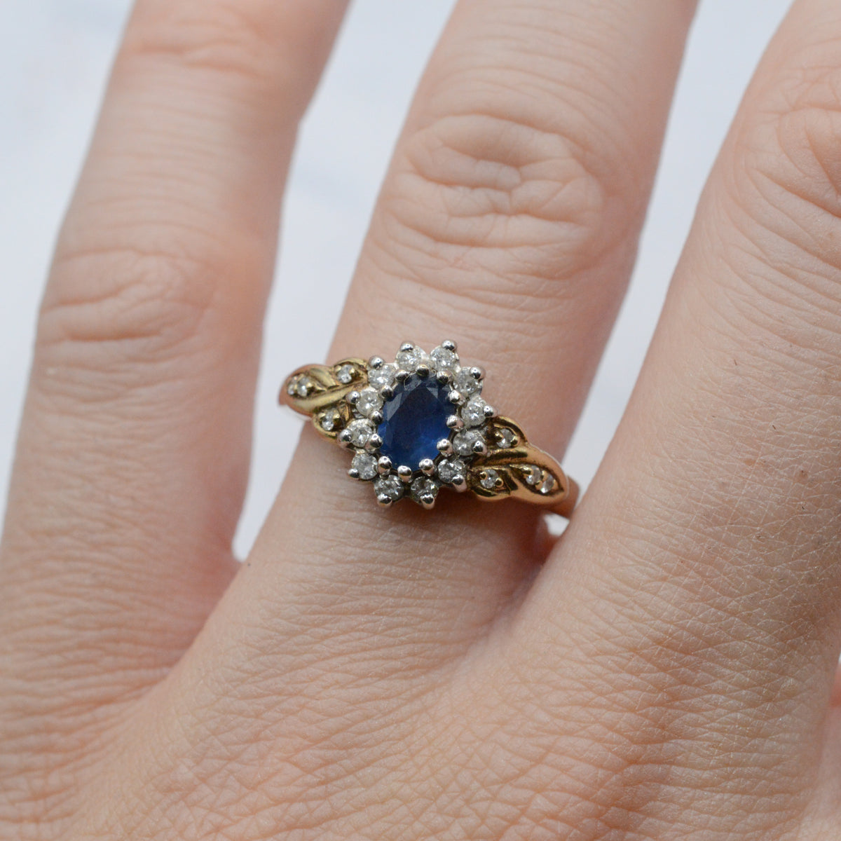 9ct Gold Sapphire & Diamond Cluster Ring