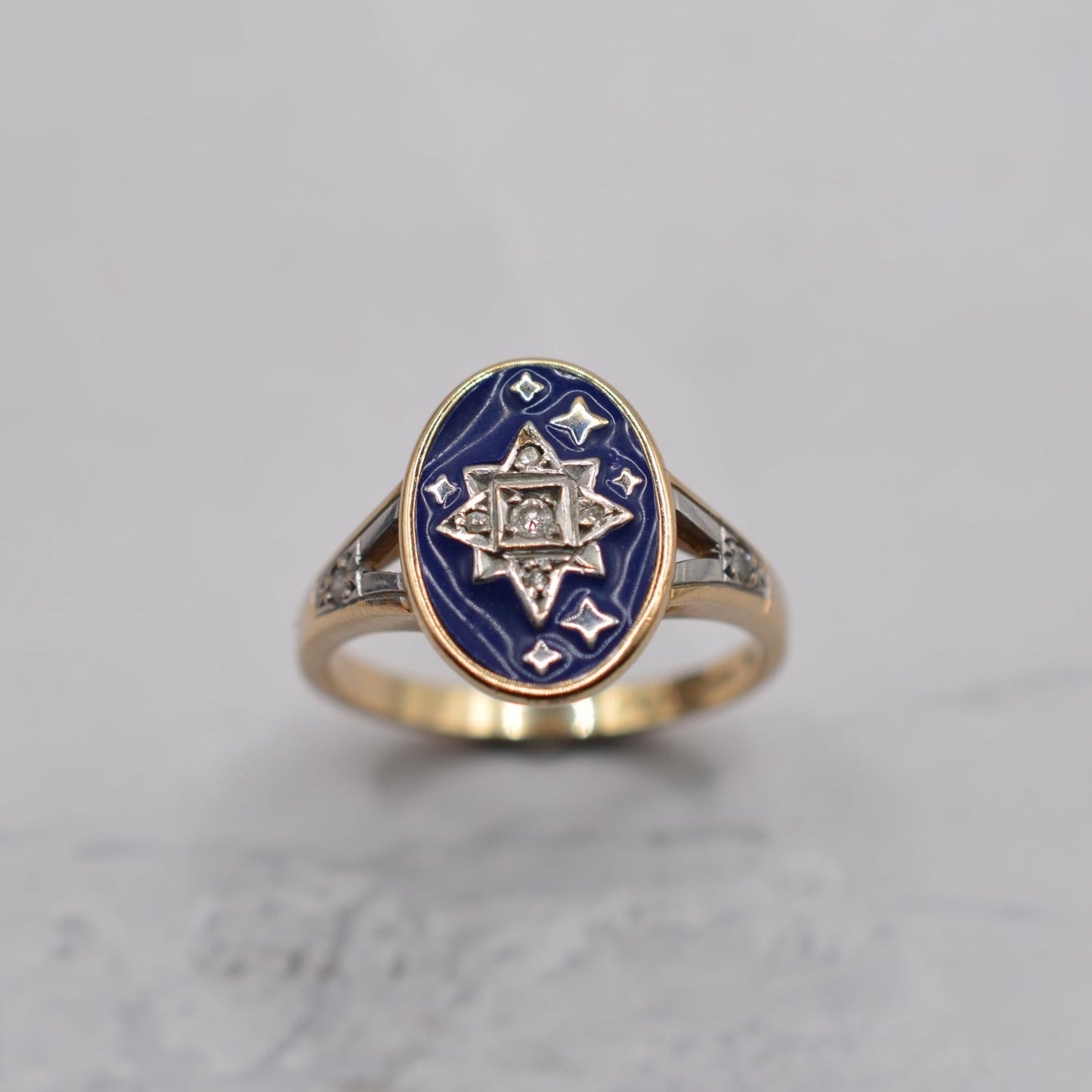 Y2K Millennium 9ct Gold Blue Enamel Star & Diamond Ring